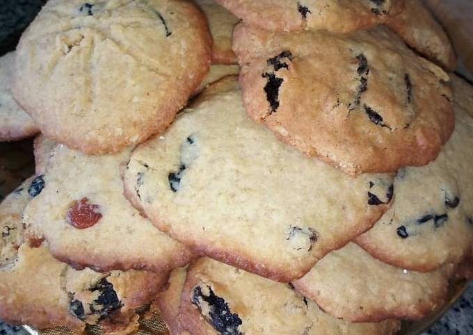 Simple Way to Make Homemade Oatmeal cookies