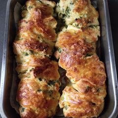 A picture of Garlic Bread.