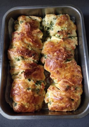 A picture of Garlic Bread.