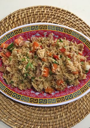 Una foto de Chofan (arroz frito) Mixto