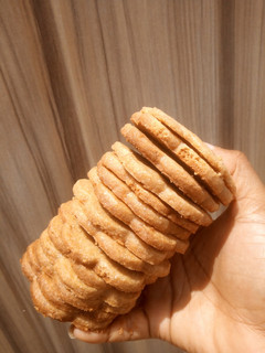 A picture of Butter cookies.