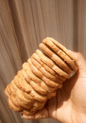 A picture of Butter cookies.