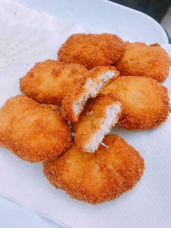 A picture of Super crispy chicken nuggets.