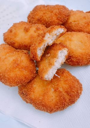 A picture of Super crispy chicken nuggets.