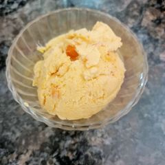 A picture of Mango Ice Cream.