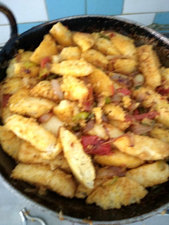 A picture of Rawa idli masala fry.