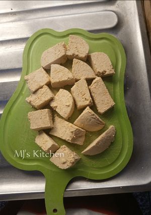 A picture of Tofu (Awara).