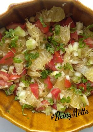 A picture of Mosambi Salad.