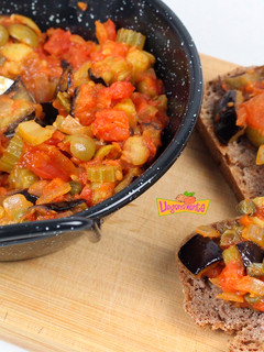 Una foto de Caponata Siciliana, la auténtica