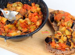 Una foto de Caponata Siciliana, la auténtica