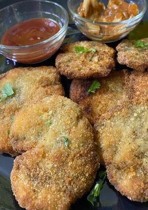 মিনি চিকেন কাটলেট(mini chicken cutlet recipe in Bengali) রেসিপির প্রধান ছবি