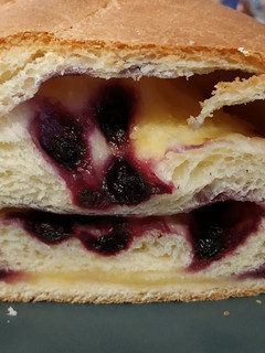 Une photo de Brioche gourmande Lemon Curd et Myrtilles