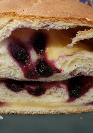 Une photo de Brioche gourmande Lemon Curd et Myrtilles