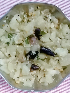 முள்ளங்கி பொரியல் (Mllanki poriyal recipe in tamil) செய்முறை முக்கிய புகைப்படம்