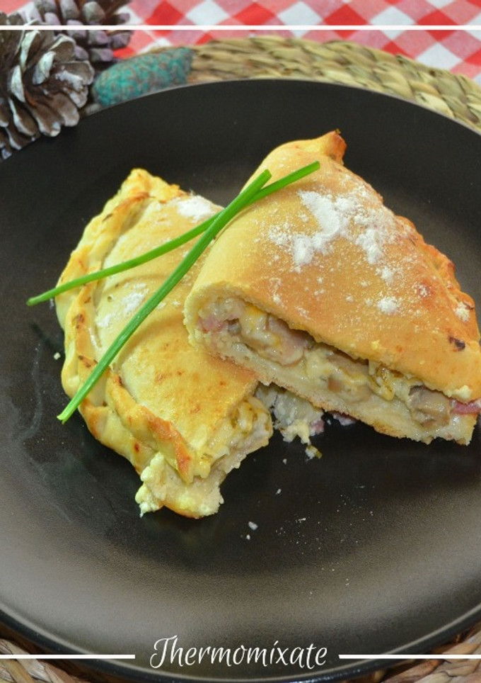 Una foto de Calzone a la carbonara con Thermomix