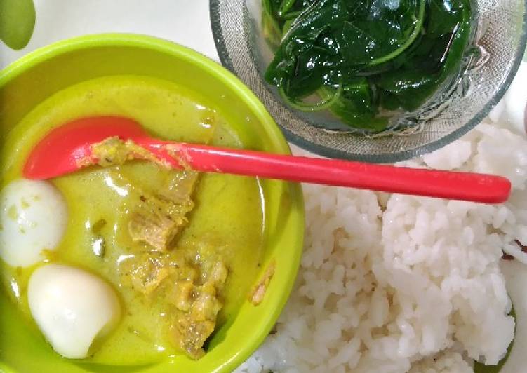 Kare Daging, Telur Puyuh &amp; Sayur Bayam (non msg)