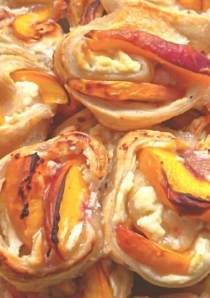 Nektarinos quarkos csiga🍑🍚 recept fotója