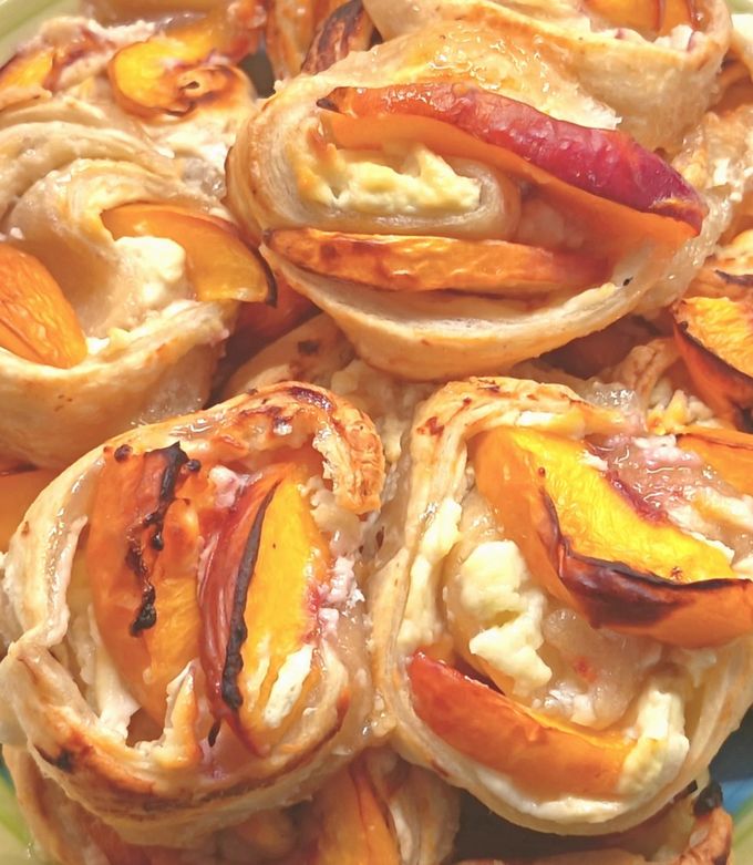 Nektarinos quarkos csiga🍑🍚 recept fotója