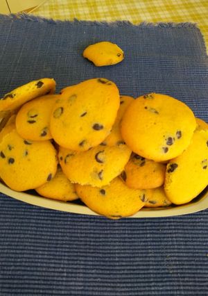 Φωτογραφία της συνταγής Cookies με σοκολάτα λευκή και μαύρη