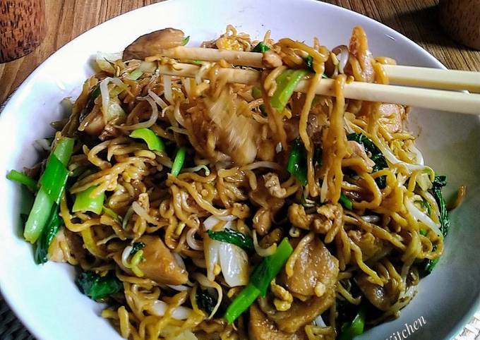 Resep Mie Goreng Ala Resto Oleh Ninik Kitchen - Cookpad