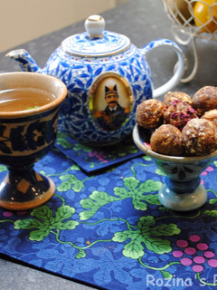A picture of Date energy balls.
