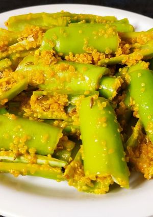 ઇન્સ્ટન્ટ રાઈતા મરચા (Instant Raita Marcha Recipe In Gujarati) રેસીપી મુખ્ય ફોટો