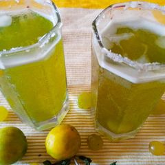 A picture of Grapes minti lemmonade.