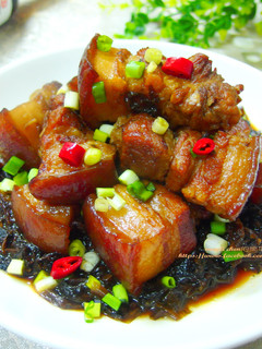 【御釀滷煮入味】家常梅干控肉 的食譜成品照片