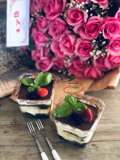 Hình của món Tiramisu đơn giản không rượu, trứng.