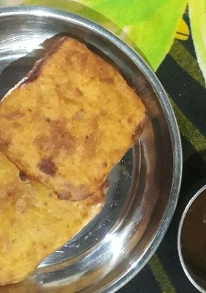 A picture of Bread pakoda.