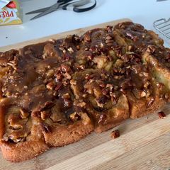 A picture of Ooey-Gooey Cinnamon Buns.
