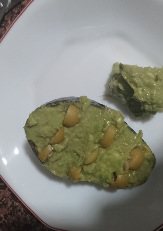 Una foto de Aguacates rellenos de Atún