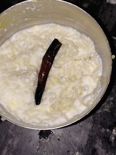 कर्ड राइस (curd rice recipe in Hindi) रेसिपी मुख्य फोटो