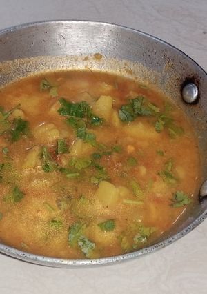आलू टमाटर की सब्जी (Aloo Tamatar ki sabzi recipe in hindi) रेसिपी मुख्य फोटो