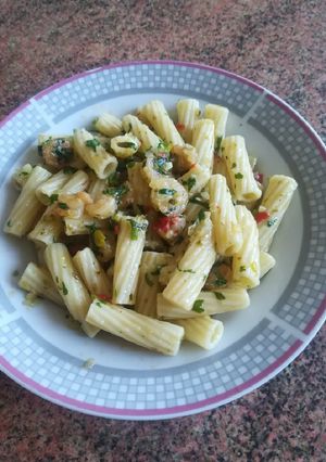 Una foto de Mostaccioli con colitas de camarones a la mantequilla