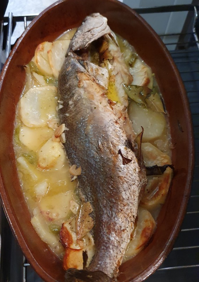 Una foto de Corvina al horno