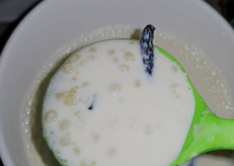 Milk pap (kunun madara)