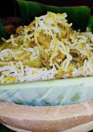 চিকেন বিরিয়ানী (chicken biriyani recipe in Bengali) রেসিপির প্রধান ছবি