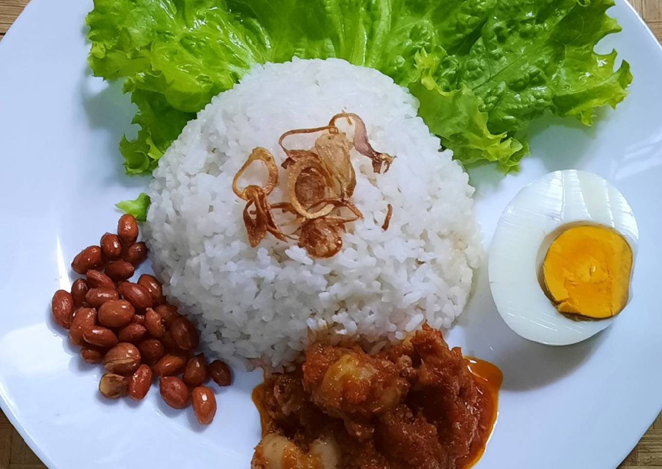 Resep Nasi Lemak Sambal Sotong yang Bisa Manjain Lidah