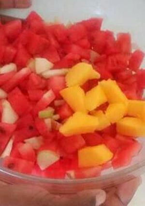 A picture of Fruit salad.