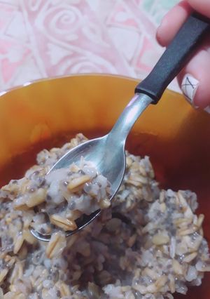 Una foto de Avena tibia con chía para desayunar 👩‍🍳