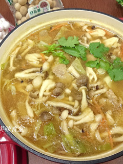 菇菇肉羹 的食譜成品照片