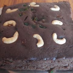 A picture of Eggless chocolate cake.