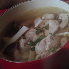 A picture of Fresh Bamboo Shoot, Mushrooms & Chicken Soup.