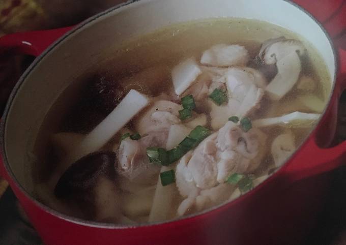 Recipe of Speedy Fresh Bamboo Shoot, Mushrooms &amp; Chicken Soup