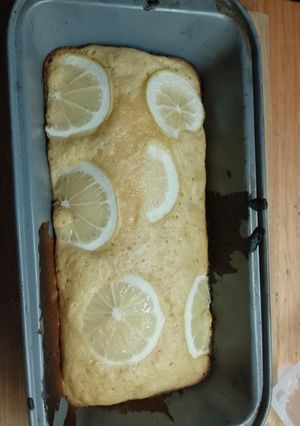 Una foto de Budín de limón casero