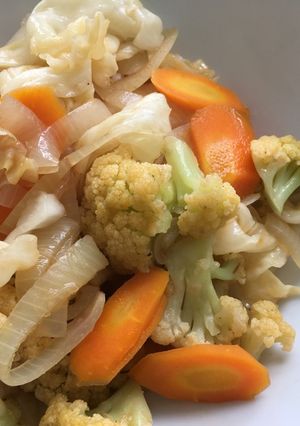 Foto resep Cap cay goreng piring baru