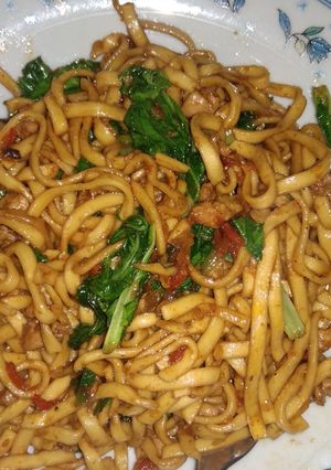 Foto resep Mie urai pipih goreng ayam cincang pedas