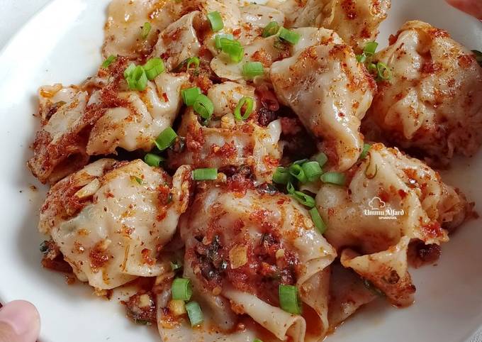 Resep Pangsit Rebus Chili Oil Oleh Ummu Alfard Cookpad