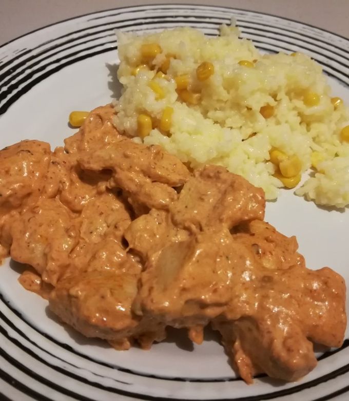 Una foto de Pollo en Chipotle con Crema